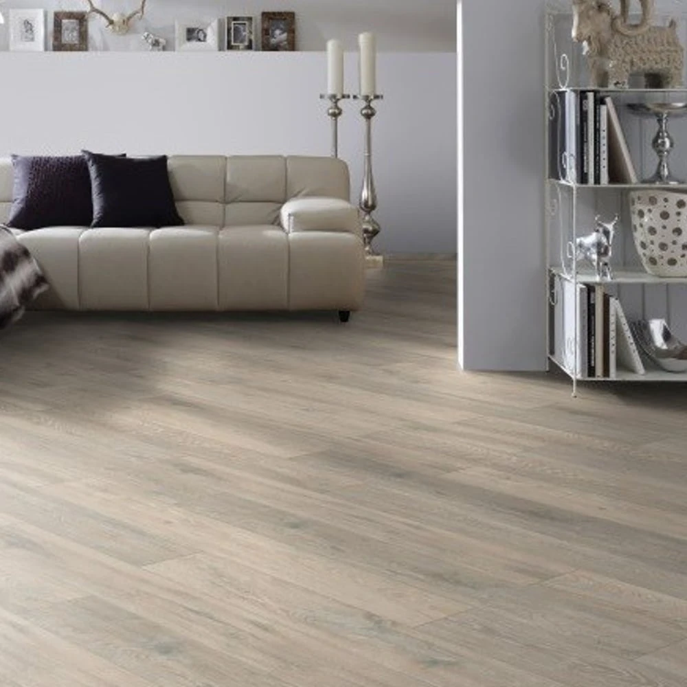 Krono Original Colorado Oak - Supernatural Classic 8mm Laminate Flooring (144123) 3 Krono Original Colorado Oak - Supernatural Classic 8mm Laminate Flooring (144123) - Image 3