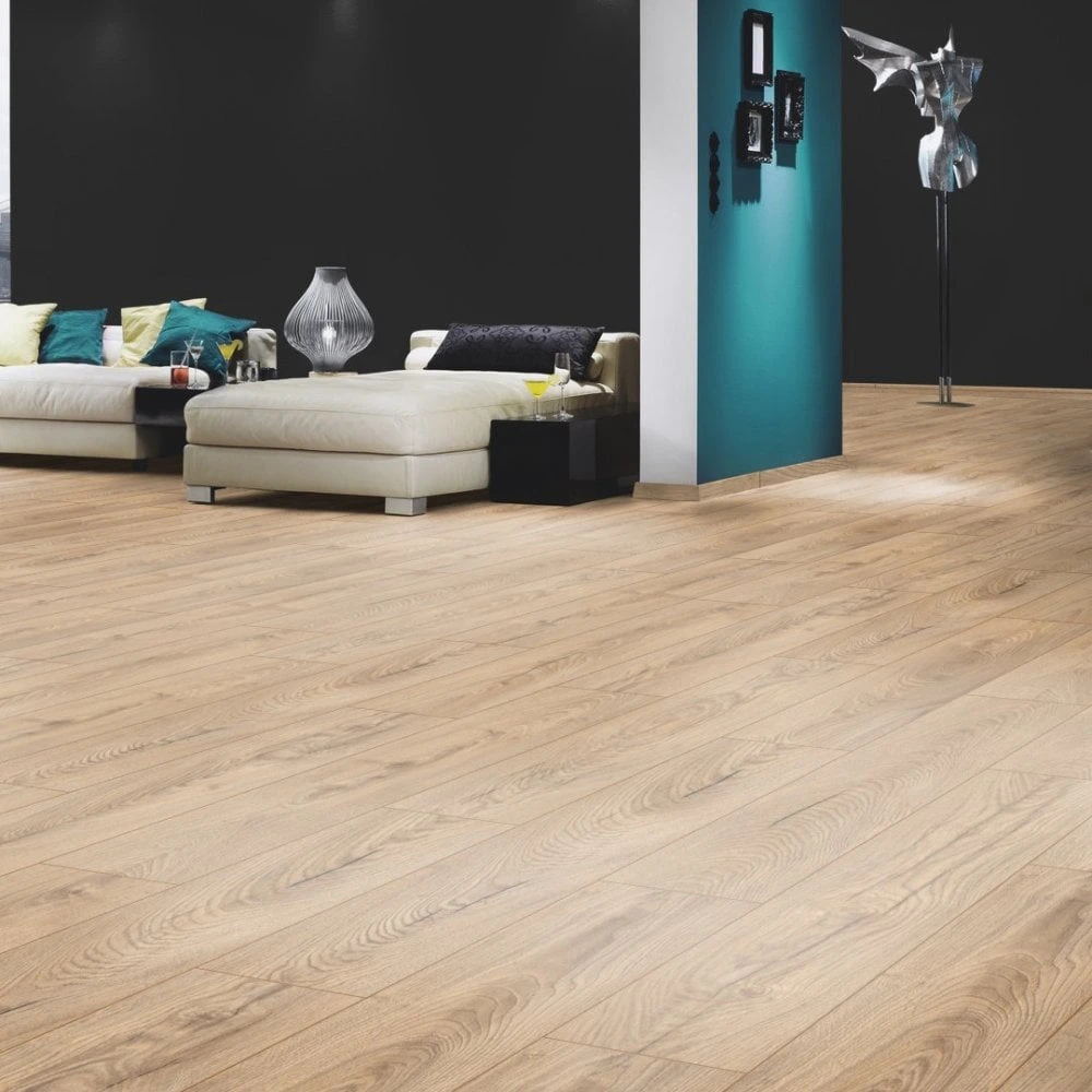 Krono Original Natural Carpenter Oak - Vintage Classic 10mm Laminate Flooring (249804) 3 Krono Original Natural Carpenter Oak - Vintage Classic 10mm Laminate Flooring (249804) - Image 3