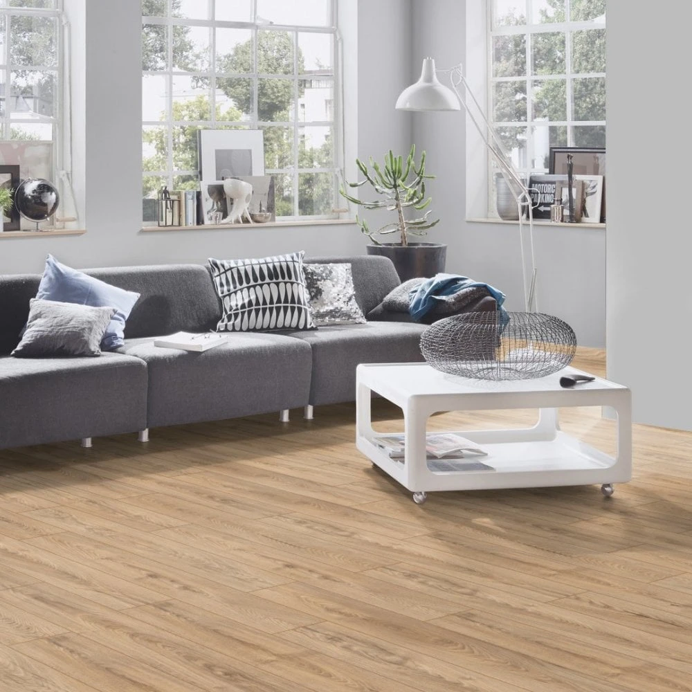 Krono Original Natural Carpenter Oak - Vintage Classic 10mm Laminate Flooring (249804) 5 Krono Original Natural Carpenter Oak - Vintage Classic 10mm Laminate Flooring (249804) - Image 5